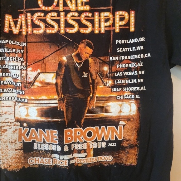 Kane Brown Shirt Country medium Black Tour 2022 Cotton Tee Music Band - Picture 4 of 4